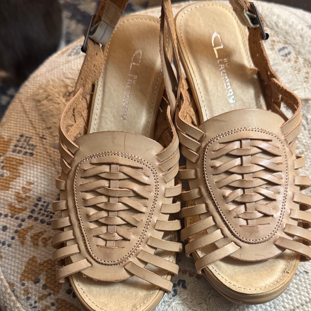 Chinese Laundry Women's  Huarache Wedge Sandals NWOT - Picture 2 of 12
